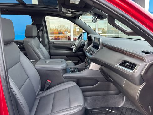 Used 2024 Chevrolet Tahoe Z71 w/ Z71 Off-Road Package image 4