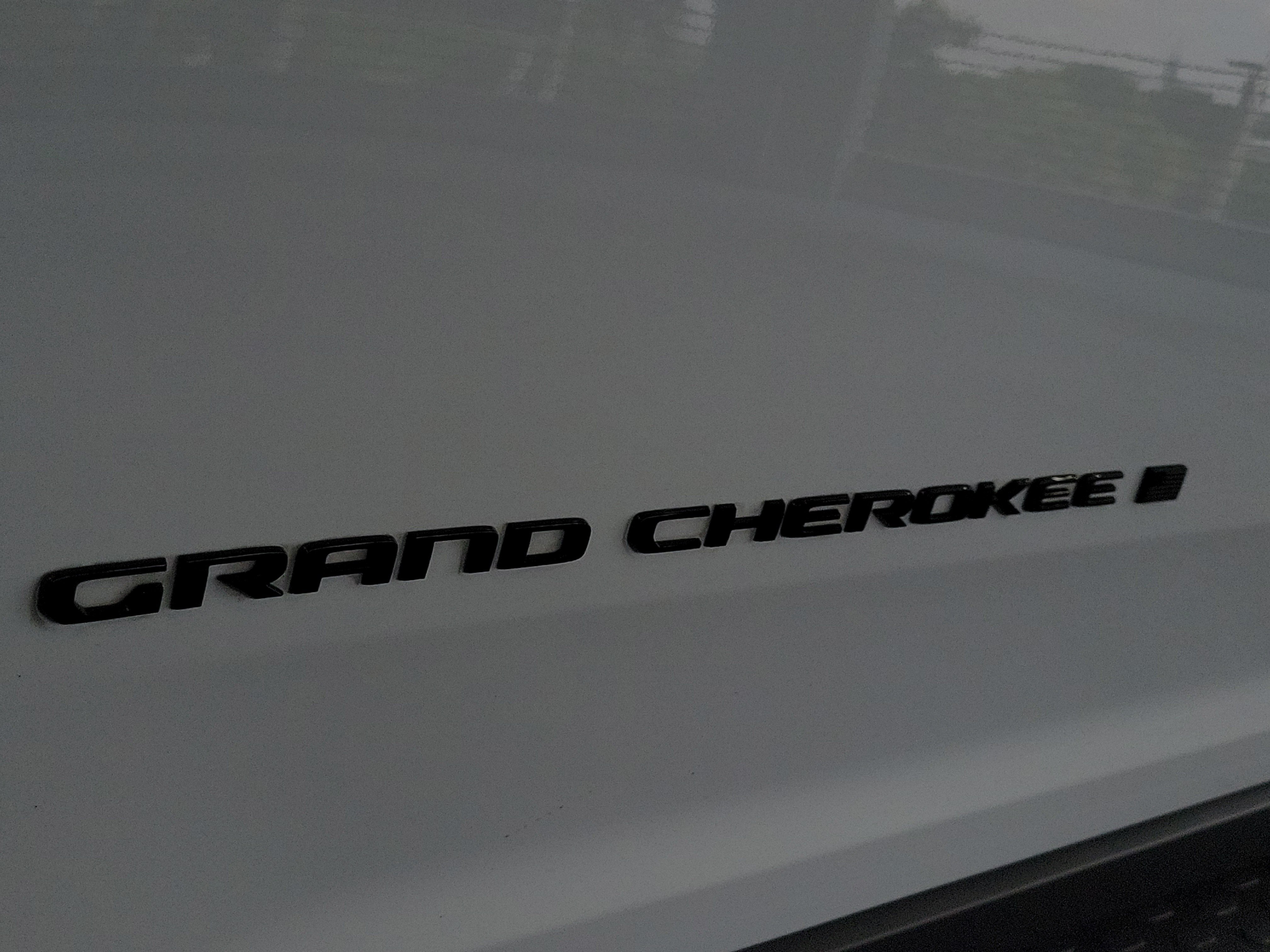 Certified 2025 Jeep Grand Cherokee Altitude RWD image 7
