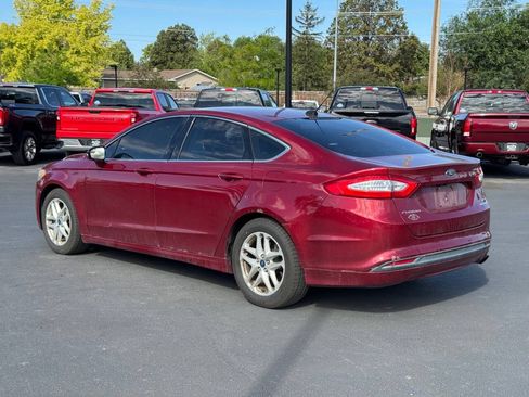 Used 2014 Ford Fusion SE w/ Equipment Group 202A FWD image 5