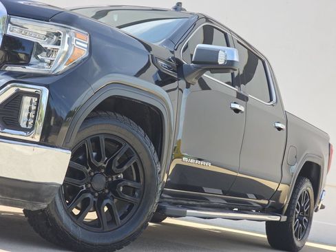 Used 2020 GMC Sierra 1500 SLT RWD image 8