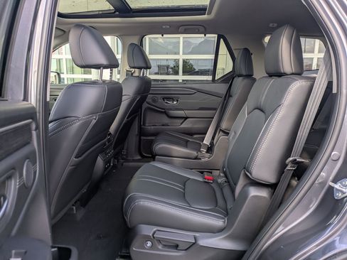 New 2026 Honda Pilot image 16