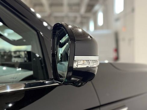 New 2026 Lincoln Navigator L Reserve AWD/4WD image 12