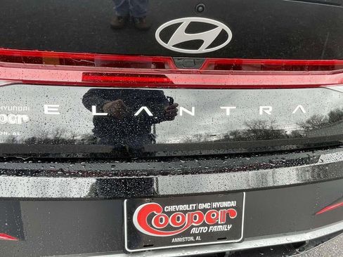 New 2026 Hyundai Elantra SEL Sport Premium image 28