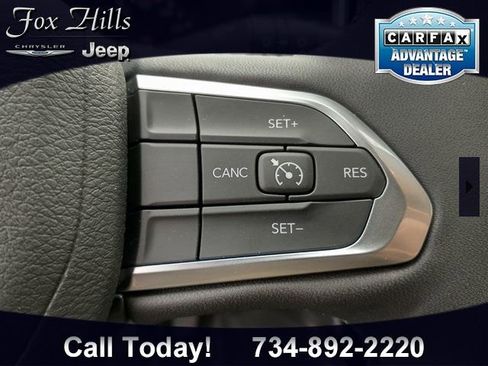 New 2023 Jeep Compass Latitude w/ Convenience Group image 11