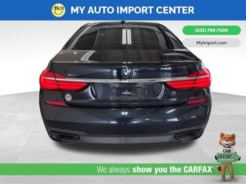 Used 2018 BMW 750i xDrive image 6