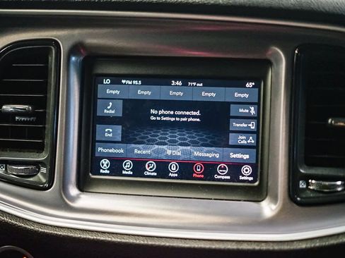 Used 2019 Dodge Challenger R/T image 14