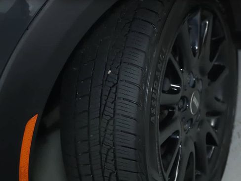 Used 2015 MINI Cooper S image 37