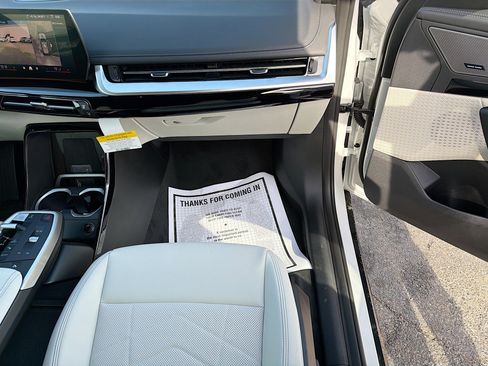 New 2026 BMW X1 xDrive28i w/ Technology Package AWD/4WD image 17