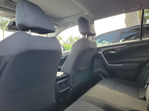 Used 2024 Toyota RAV4 XLE w/ Convenience Package FWD image 14