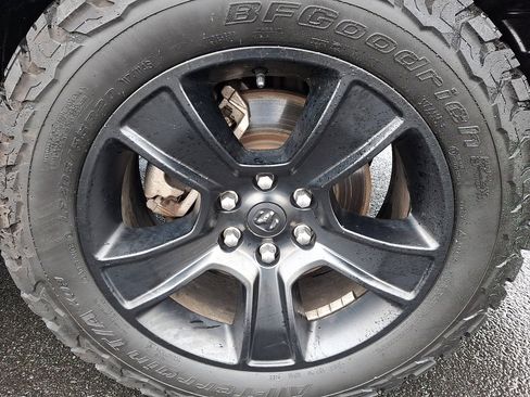 Used 2021 RAM 1500 Big Horn image 8