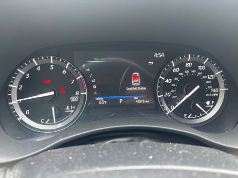Used 2021 Toyota Highlander Limited FWD image 6