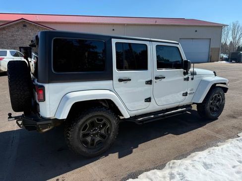 Used 2017 Jeep Wrangler Unlimited Sahara w/ Connectivity Group image 3