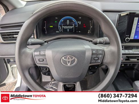 Certified 2025 Toyota Camry LE image 17