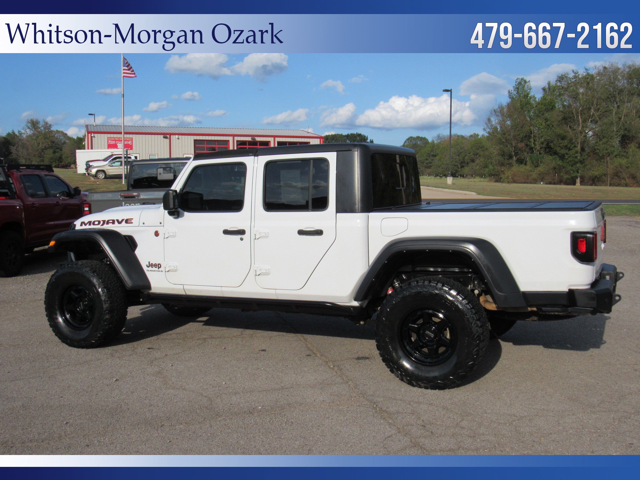 Used 2023 Jeep Gladiator Mojave w/ Trailer Tow Package AWD/4WD image 10