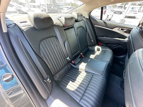 Used 2022 Genesis G70 2.0T w/ Prestige Package RWD image 30