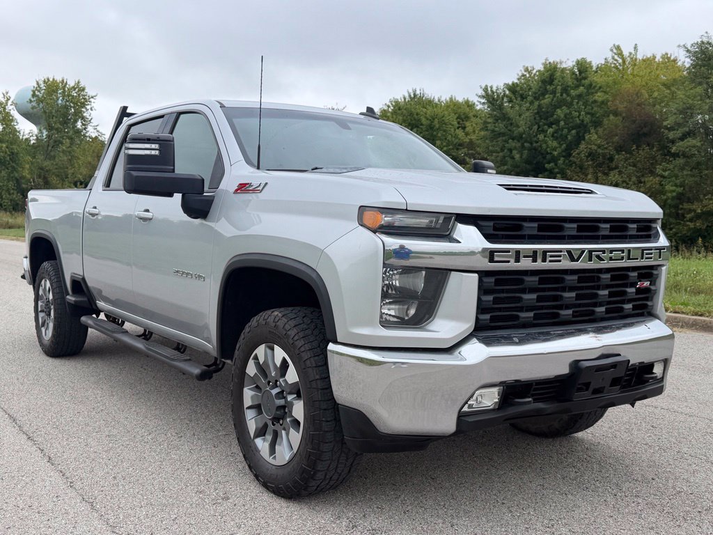 Used 2022 Chevrolet Silverado 2500 LT w/ Convenience Package AWD/4WD image 1