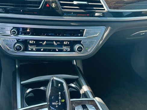 Used 2021 BMW 740i w/ M Sport Package image 13