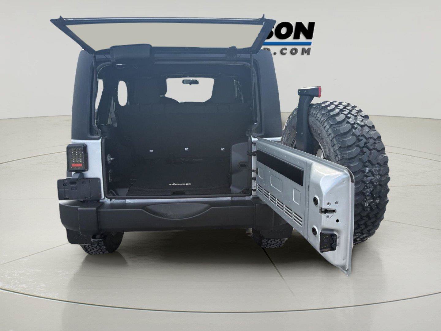 Used 2011 Jeep Wrangler Unlimited Rubicon AWD/4WD image 12