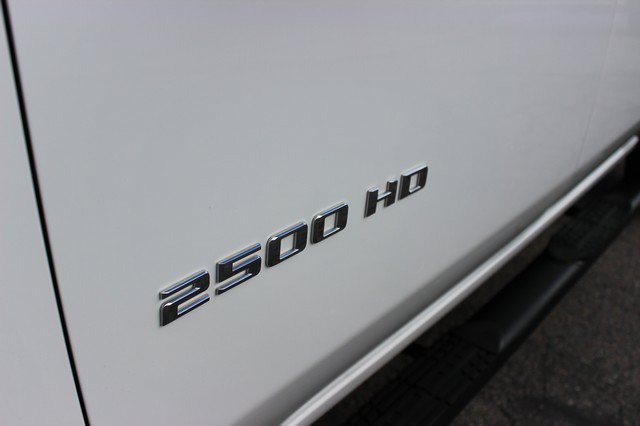 Used 2024 Chevrolet Silverado 2500 LT w/ Convenience Package AWD/4WD image 2