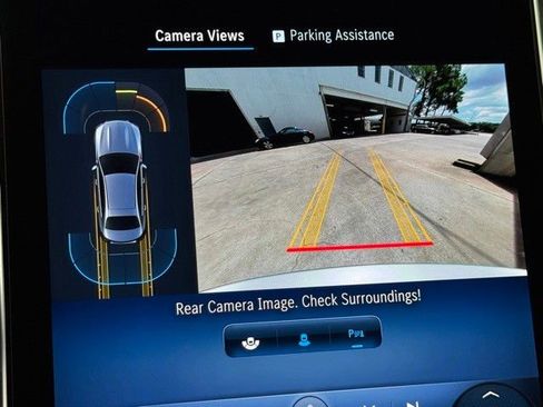 Used 2025 Mercedes-Benz C 300 Sedan image 10