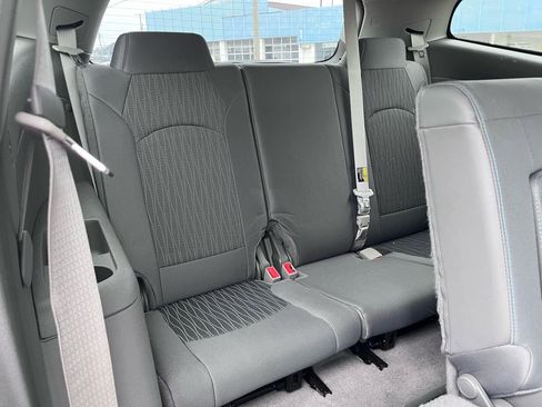Used 2017 Chevrolet Traverse LS image 14
