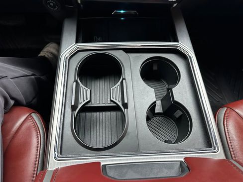 Used 2022 Ford F250 Platinum w/ FX4 Off-Road Package image 63