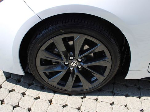Used 2024 Toyota Corolla SE FWD image 11