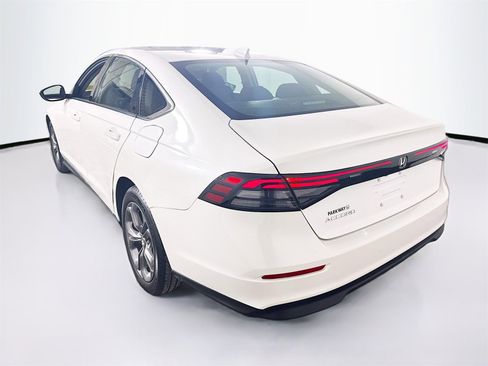 Used 2023 Honda Accord EX image 5