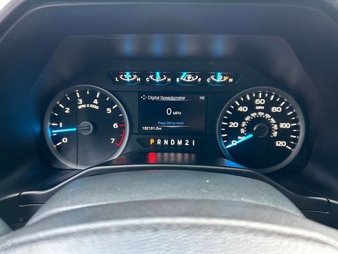 Used 2016 Ford F150 XLT w/ Equipment Group 302A Luxury image 7