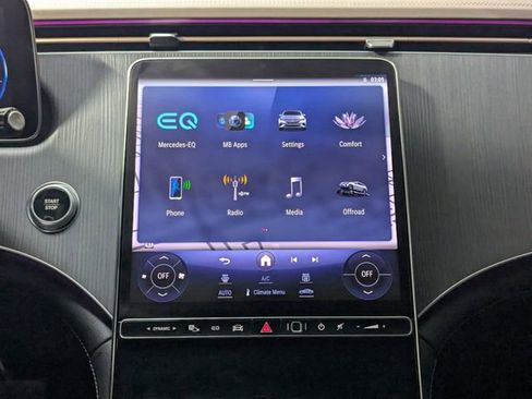 Used 2023 Mercedes-Benz EQE 500 4MATIC SUV image 11