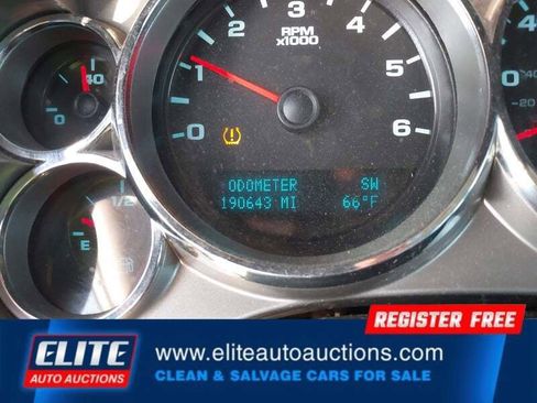 Used 2012 Chevrolet Silverado 1500 LT image 29