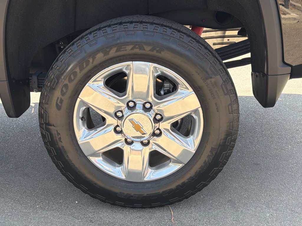 Used 2024 Chevrolet Silverado 2500 LT w/ All Star Edition AWD/4WD image 18