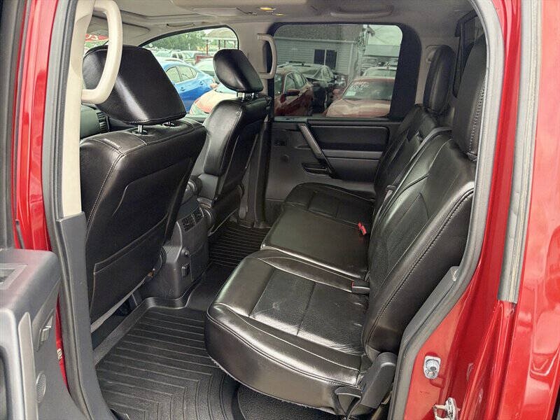 Used 2013 Nissan Titan S AWD/4WD image 12