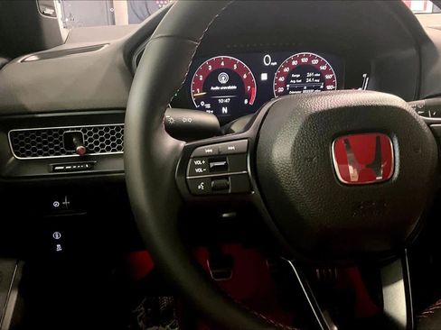 Used 2025 Honda Civic Type R image 21