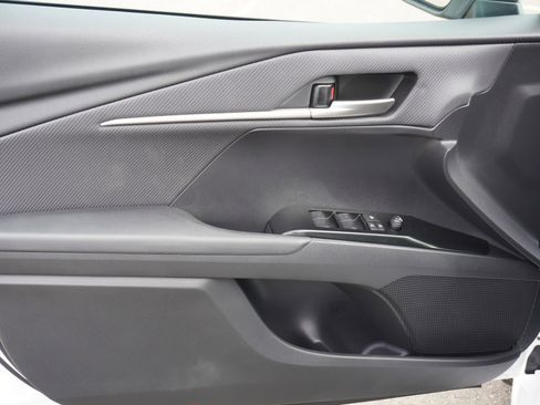 Used 2026 Toyota Camry Hybrid image 18