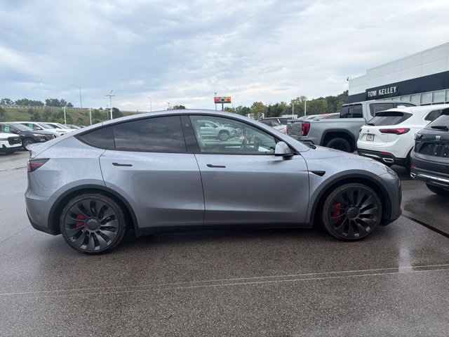 Used 2025 Tesla Model Y Performance AWD/4WD image 6