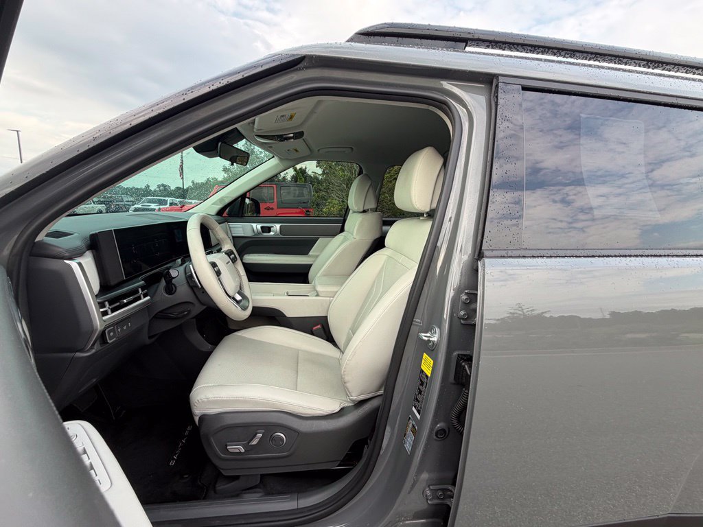 Used 2024 Hyundai Santa Fe SEL FWD image 30