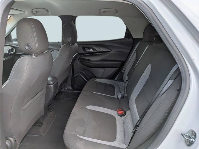 Used 2023 Chevrolet TrailBlazer LT FWD image 13