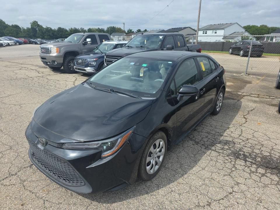 Used 2021 Toyota Corolla LE FWD image 3