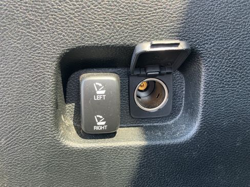 Used 2018 Ford Edge SEL AWD/4WD image 31