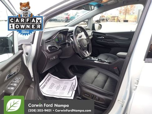 Used 2023 Chevrolet Bolt LT w/ Infotainment Package image 9