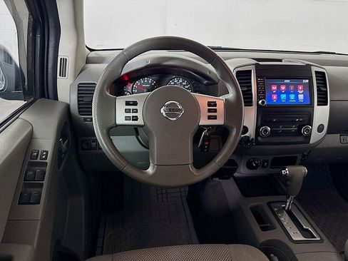 Used 2019 Nissan Frontier SV image 21