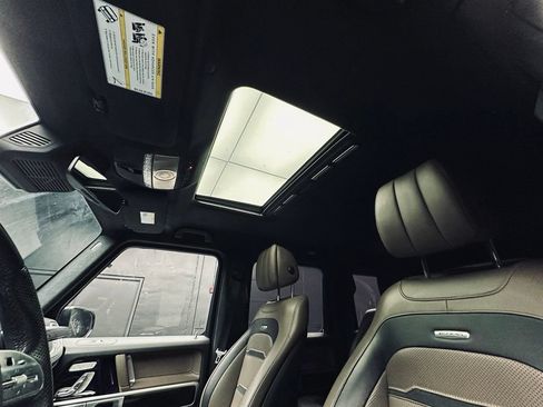 Used 2021 Mercedes-Benz G 550 image 24