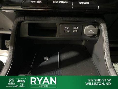 Used 2023 Honda Pilot EX-L image 23