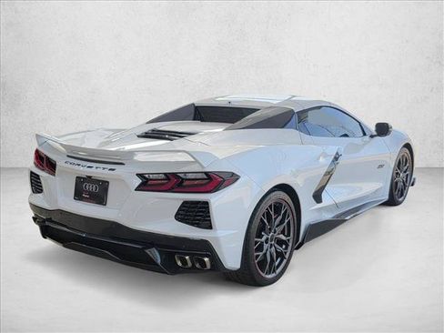 Used 2023 Chevrolet Corvette Stingray Premium Conv w/ Z51 Performance Package RWD image 5