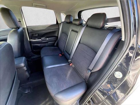 Used 2022 Mitsubishi Outlander Sport SE image 28