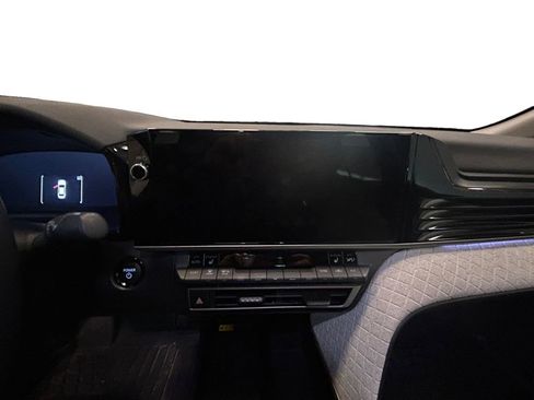 Certified 2025 Toyota Camry XLE image 10