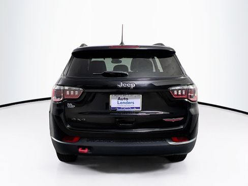 Used 2022 Jeep Compass Trailhawk AWD/4WD image 6