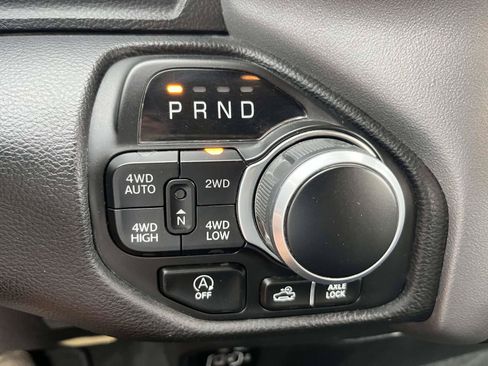 Used 2024 RAM 1500 Big Horn AWD/4WD image 21