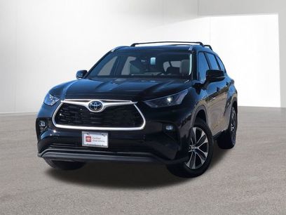 Certified 2025 Toyota Highlander XLE